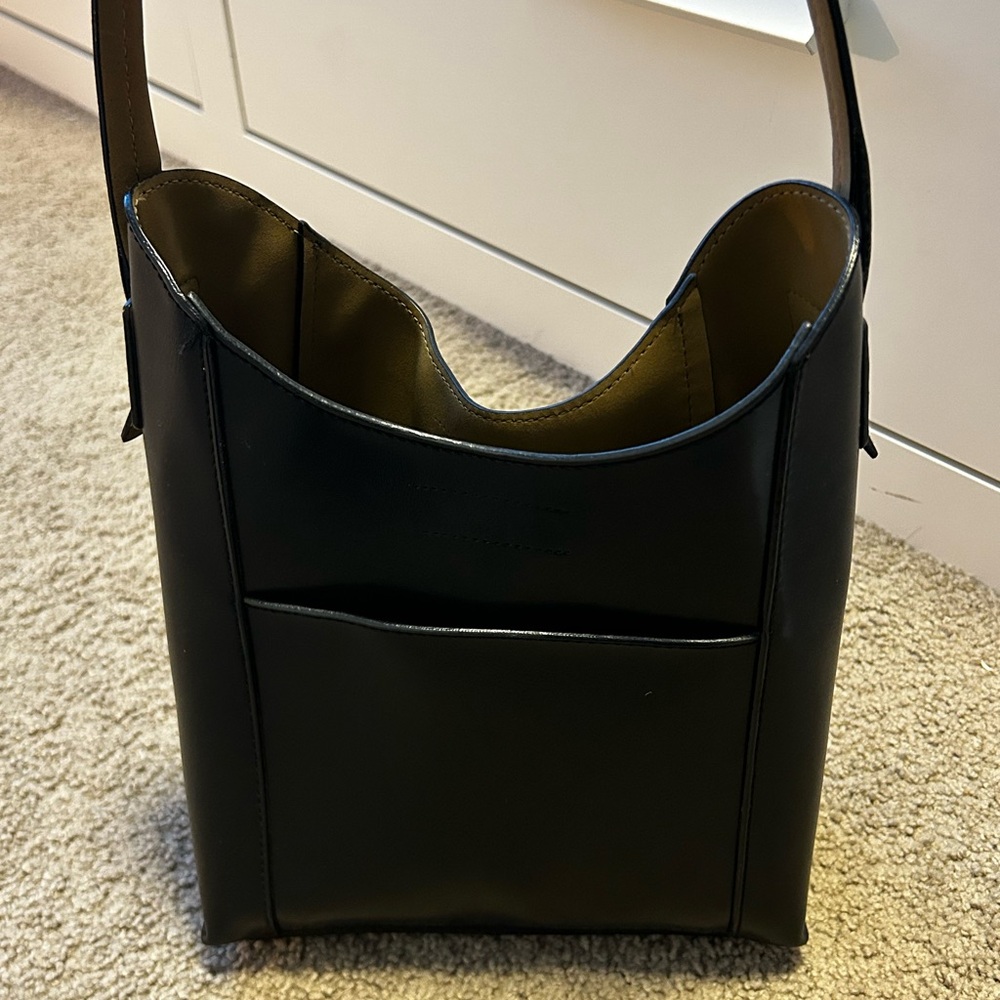 Vintage Mondani Shoulder Bag